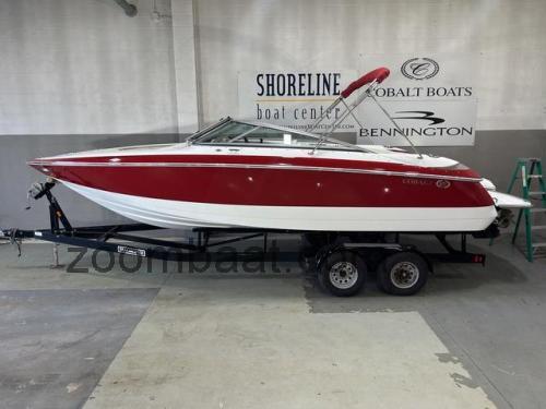 Cobalt 240 Spesifikasjoner og anmeldelser